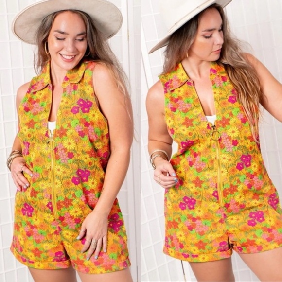 Show Me Your MuMu Pants - SHOW ME YOUR MUMU RENO ROMPER IN CARNABY FLORAL SIZE XL